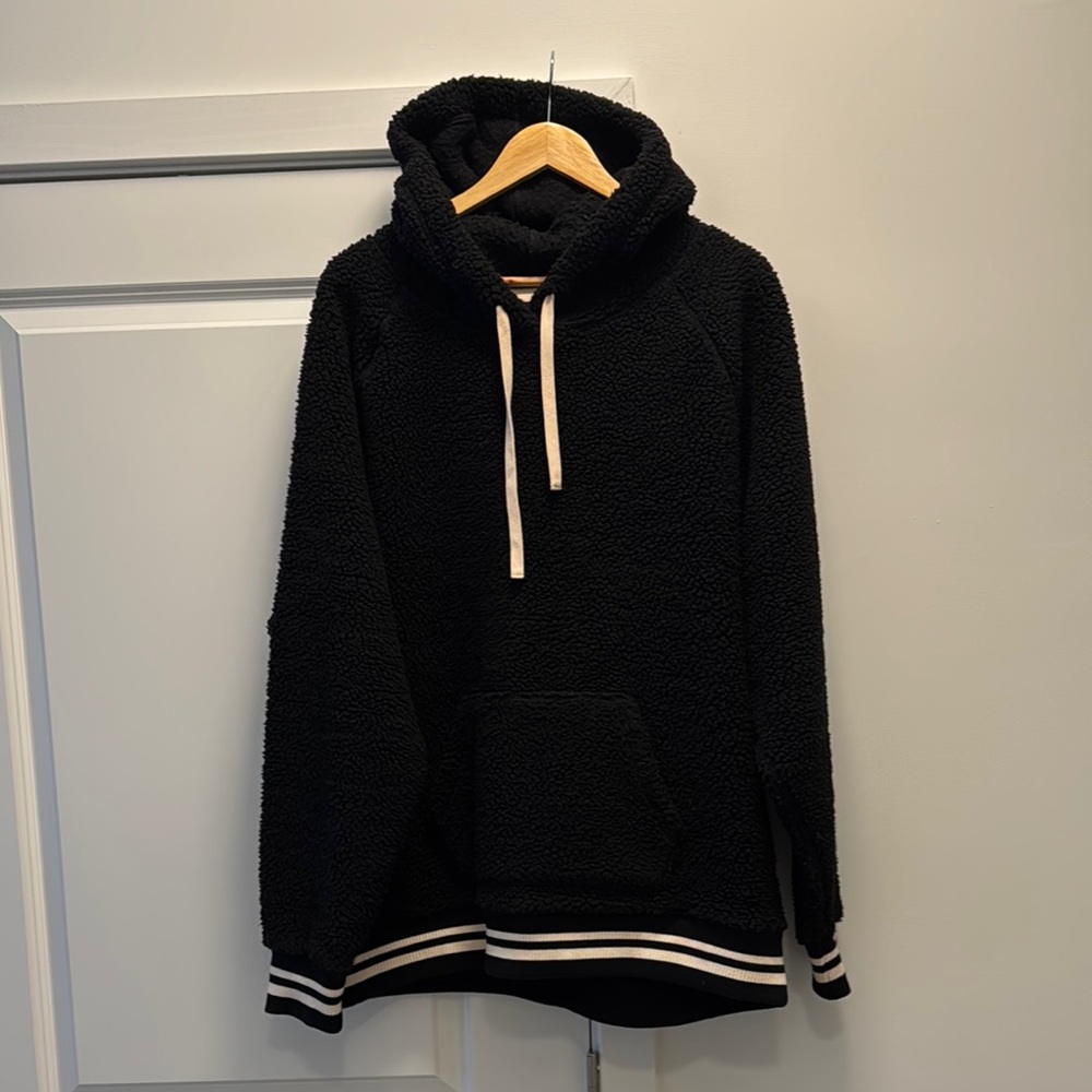 Cozy Black Hoodie Sweater